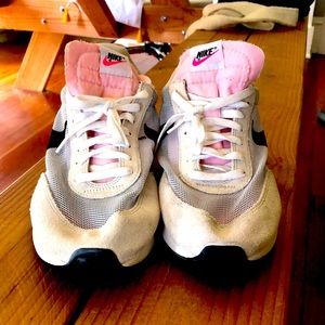 Nike Air Tailwind 79 BETRUE Rainbow LGBTQ Running